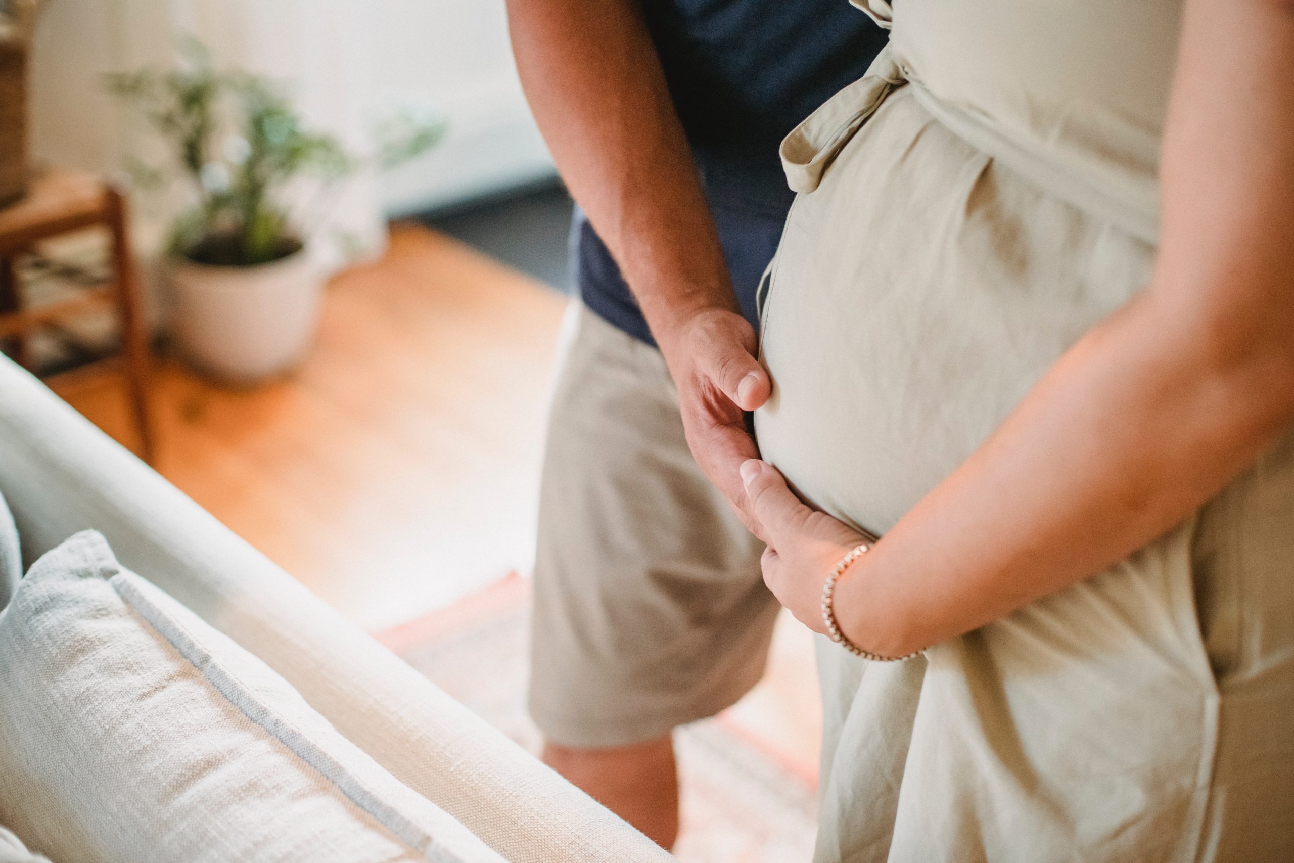 expecting mother and father